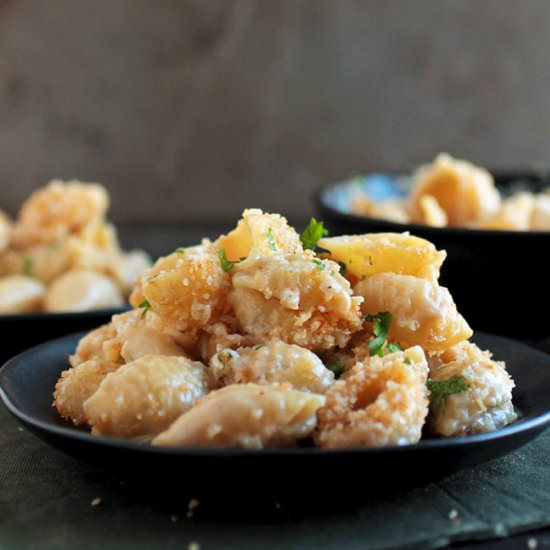 Black & Blue Mac & Cheese - Recipe photo by lifeasastrawberry