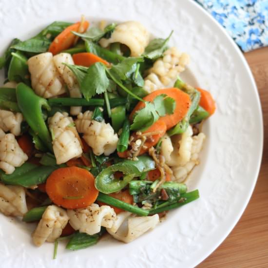 Squid Stir-fry with Chili Pepper - Recipe photo by Boriville