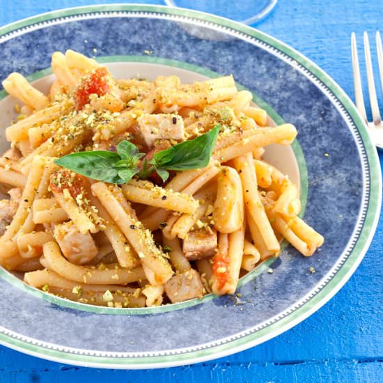 Swordfish and Pistachio Pasta - Recipe photo by manusmenu