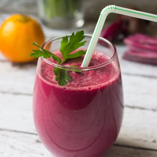Beet Smoothie with Orange & Fennel - Recipe photo by Prepgreen