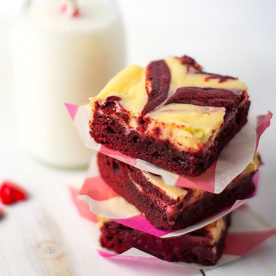 Red Velvet Cream Cheese Brownies - Recipe photo by Stiers Aesthetic