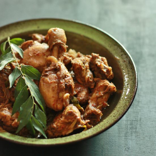 Malli aracha kozhi curry - Recipe photo by rekhavengalil