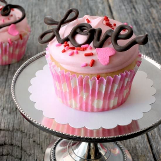 Chocolate cupcake toppers - Recipe photo by Everyday Dishes
