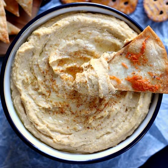 Whipped Garlic Hummus - Recipe photo by pumpkinnspice