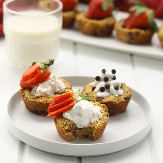 Paleo Chocolate Chip Cookie Cups - Recipe photo by TheHealthyMaven