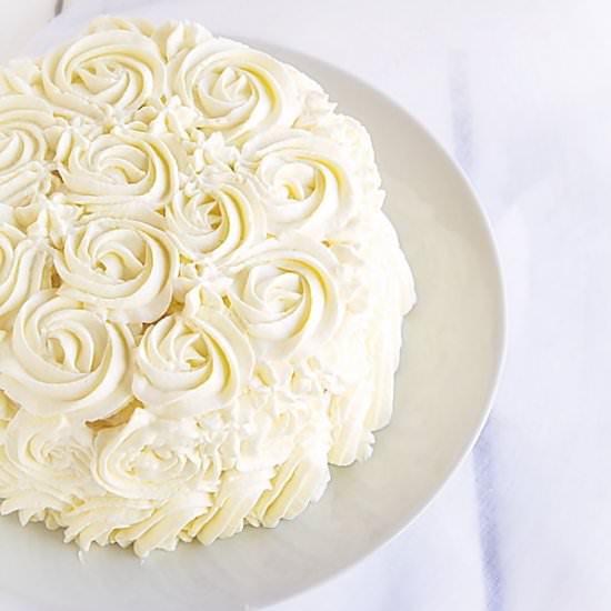 Meringue Cake with peaches - Recipe photo by miha