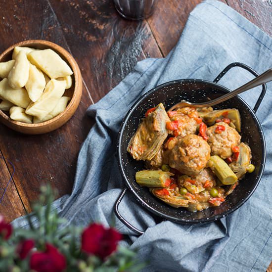 Meatballs with Artichokes - Recipe photo by myspanishtaste