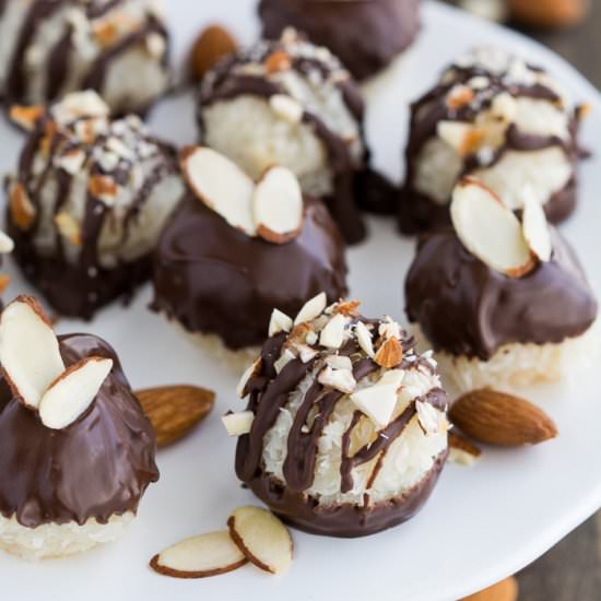 Chocolate Coconut Macaroons - Recipe photo by SparklesKathy