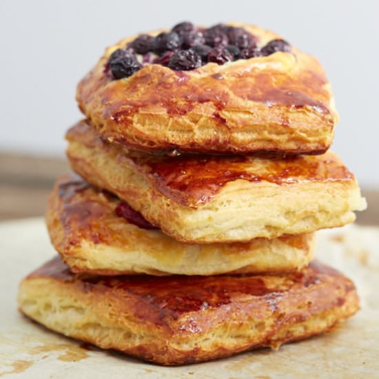 Berry and Cheese Danish - Recipe photo by cravingtasty