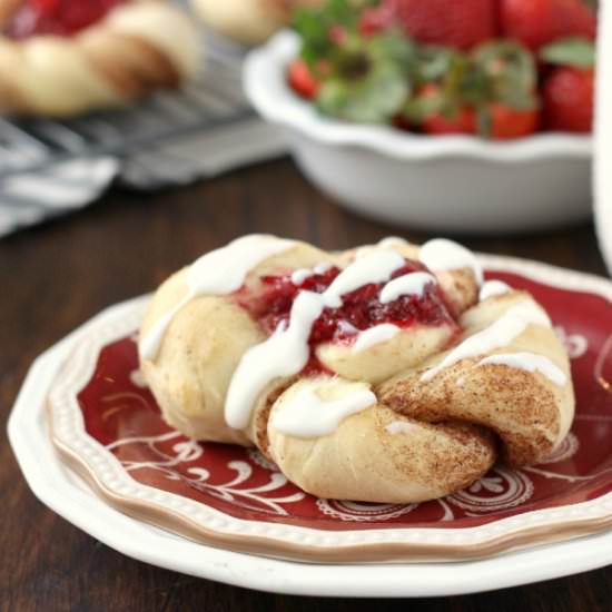 Strawberry Filled Cinnamon Twists - Recipe photo by akitchenaddiction