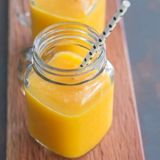 Vegan Mango and Orange Smoothie - Recipe photo by maya kitchenette