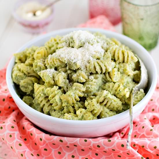 Broccoli Pesto Pasta - Recipe photo by carolinagirlcooks