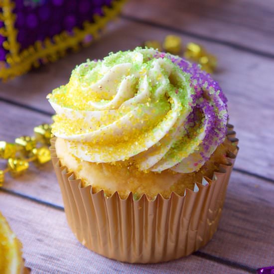 Mardi Gras Cupcakes - Recipe photo by hollyscheatday