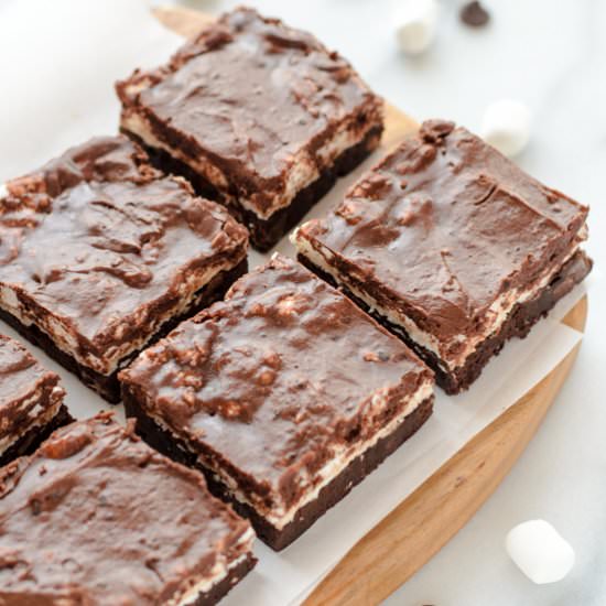 Mississippi Mud Pie Bars - Recipe photo by wellplated