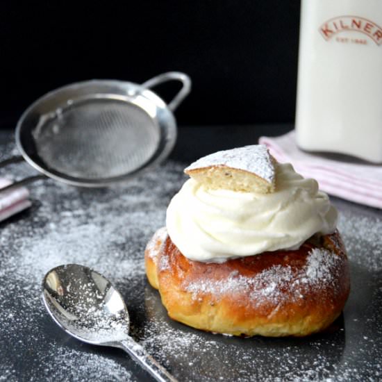Swedish Semlor - Recipe photo by Dels cooking twist