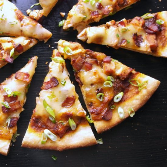 Easy BBQ Chicken & Bacon Pizza - Recipe photo by thienkim