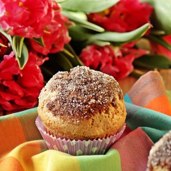 Nutella Stuffed Cinnamon Muffins - Recipe photo by Simple Sugars