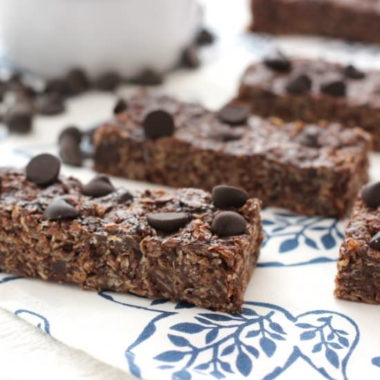 Double Chocolate PB Granola Bars - Recipe photo by akitchenaddiction