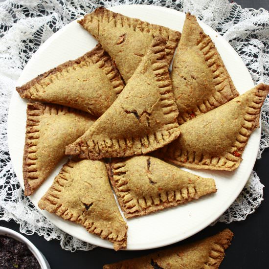 Carrot Hand Pies (vegan) - Recipe photo by delicious.blog