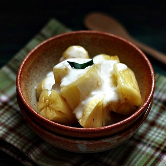 Cassava with Coconut Milk Sauce - Recipe photo by lizasetiawan