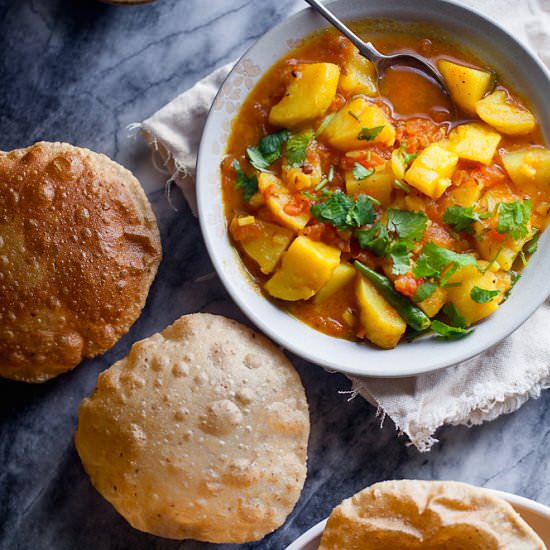 Jhol Poori - Recipe photo by sinfullyspicy