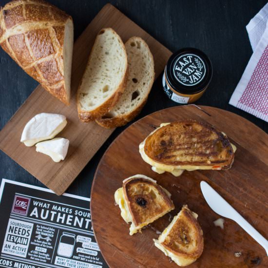 Brie and Harvarti Grilled Cheese - Recipe photo by Food Gays