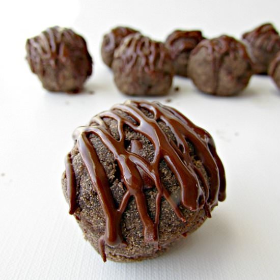 Paleo Chocolate Cookies - Recipe photo by YakkaFIT