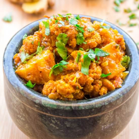 Potato Cauliflower Curry - Recipe photo by Priyanka DK
