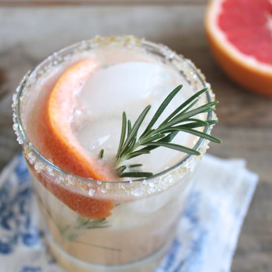 Gin, Grapefruit & Rosemary Cocktail - Recipe photo by chasetheflavors