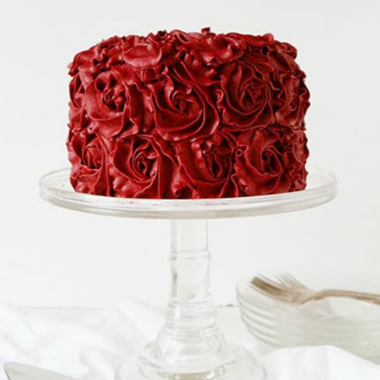 Red Velvet Buttercream Rose Cake - Recipe photo by iambaker
