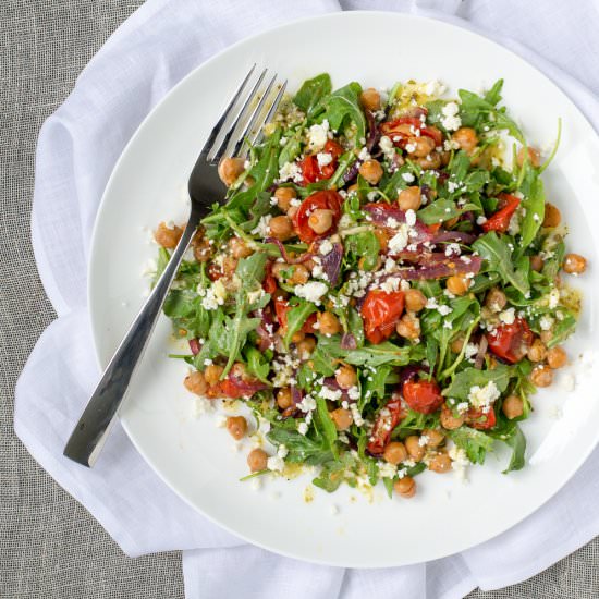 Chickpea, Tomato & Arugula Salad - Recipe photo by Mealime