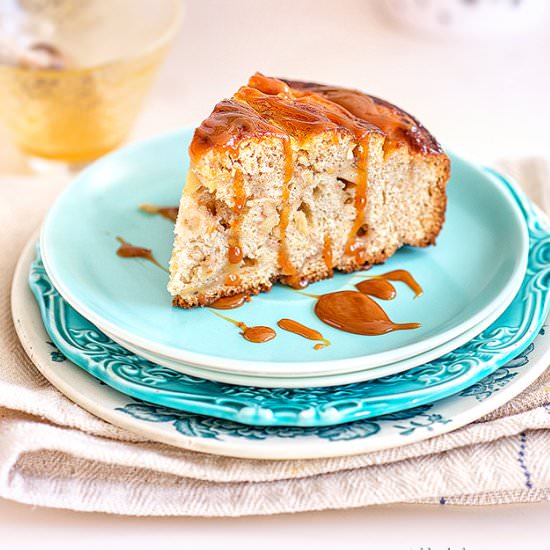 Giant Apple Roll with Caramel - Recipe photo by supergoldenbakes