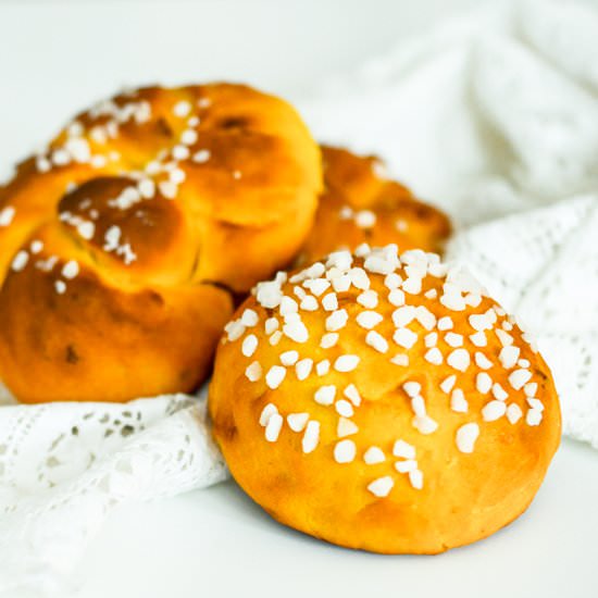 Saffron Buns - Recipe photo by 2women2cats