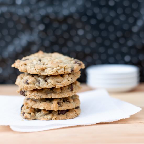 Oatmeal Chocolate Chip Cookies - Recipe photo by libbyroach