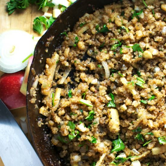 Apple Stuffing - Recipe photo by DIYfoodguy