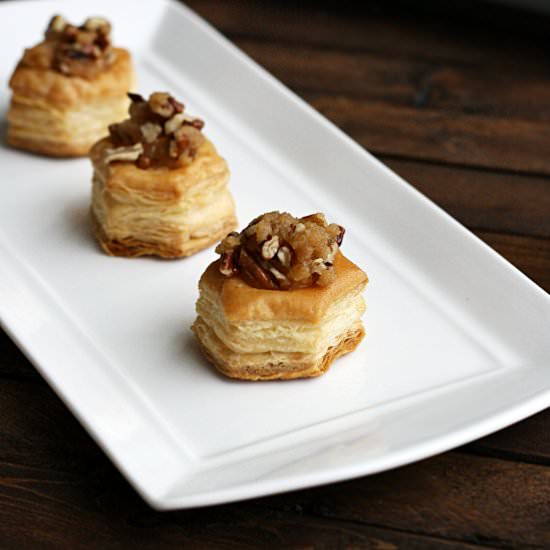 Caramelized Pecan Brie Bites - Recipe photo by gracegoodeats