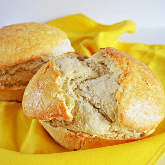 Simple White Bread - Recipe photo by saltnsasha