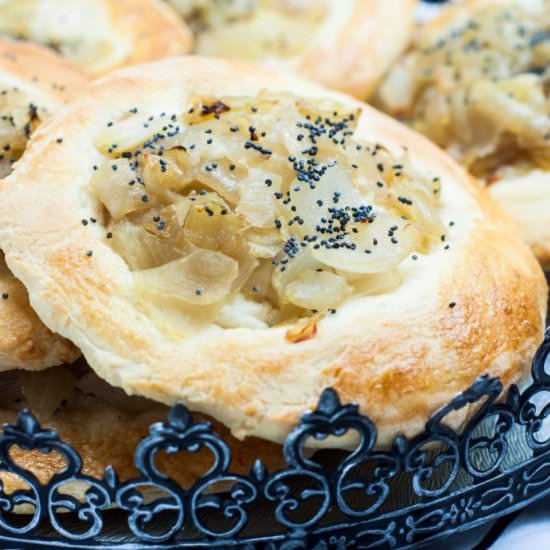 Yeast Buns with Onion - Recipe photo by Moj kulinarny pamietnik