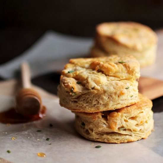Chive and Cheddar Beer Biscuits - Recipe photo by lifeasastrawberry