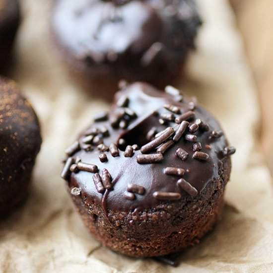 Mini Baked Chocolate Doughnuts - Recipe photo by DorasDailyDish