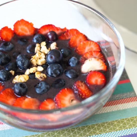 Coconut Vanilla Granola Bowl - Recipe photo by shesavegan