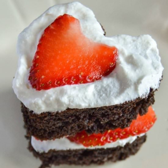 Mini Heart Cake - Recipe photo by amomstake