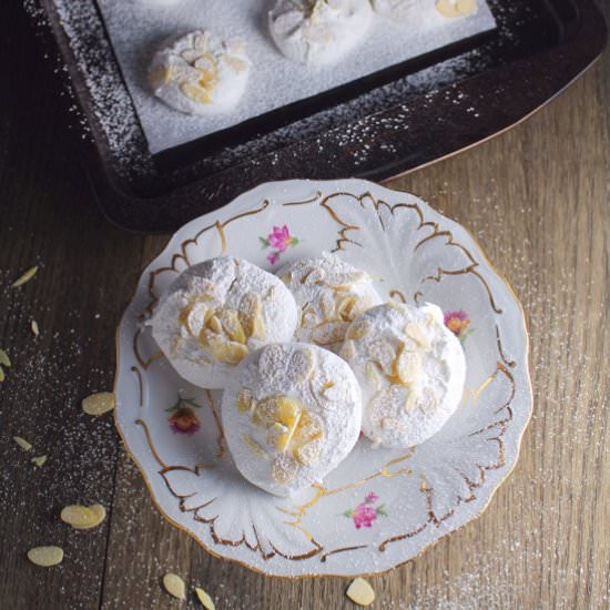 Lemon Almond Meringues - Recipe photo by Sprinkles and Sauce