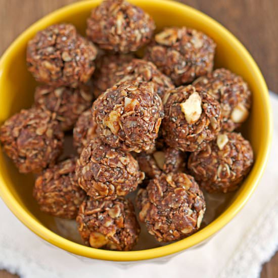 Chunky Monkey Chia Bites - Recipe photo by itbakesmehappy