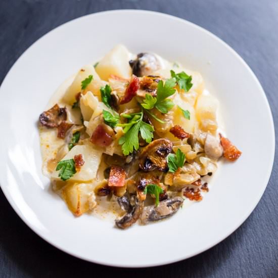 Potato Mushroom Casserole - Recipe photo by MunchkinTime