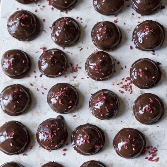 Chocolate Teacakes - Recipe photo by JoJoNookAndCranny