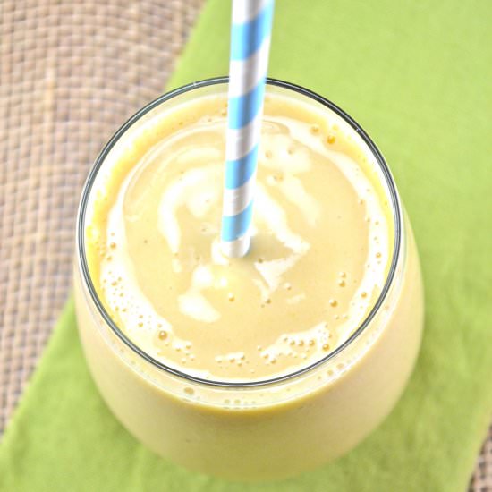 Vegan Sunshine Smoothie - Recipe photo by buildyourbite