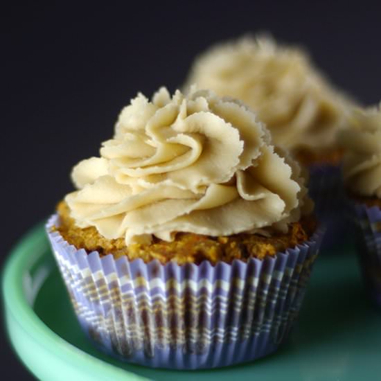 Raw Carrot Cake Cupcakes - Recipe photo by Audrey @ Unconventional Baker