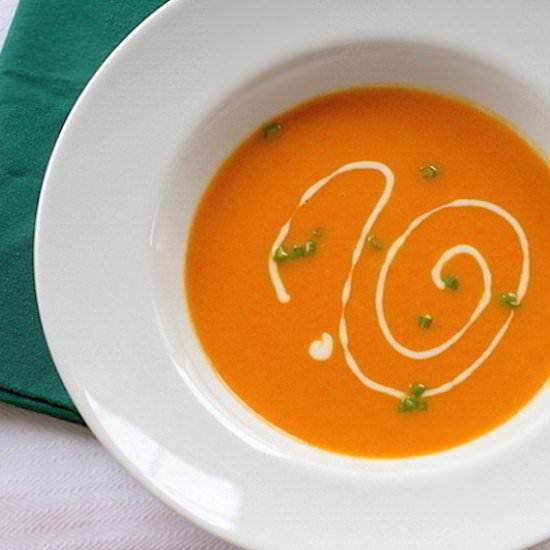 Carrot Ginger Soup - Recipe photo by HautePepper