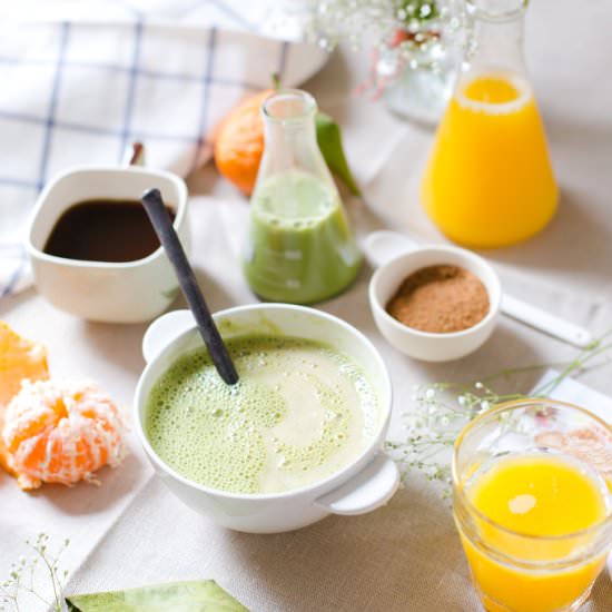 Coconut Flour Porridge with Matcha - Recipe photo by elsbro